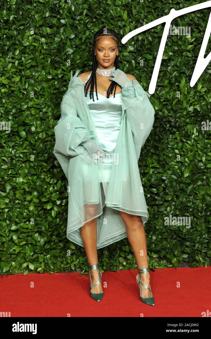 Rihanna, il Fashion Awards 2019, Royal Albert Hall di Londra, UK, 02 dicembre 2019, Foto di Richard Goldschmidt Foto Stock