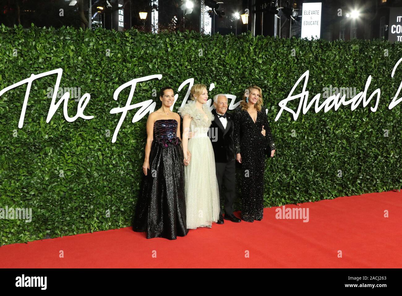 Roberta Armani, Cate Blanchett, Giorgio Armani e Julia Roberts, la moda Awards 2019, Royal Albert Hall di Londra, UK, 02 dicembre 2019, Foto di R Foto Stock