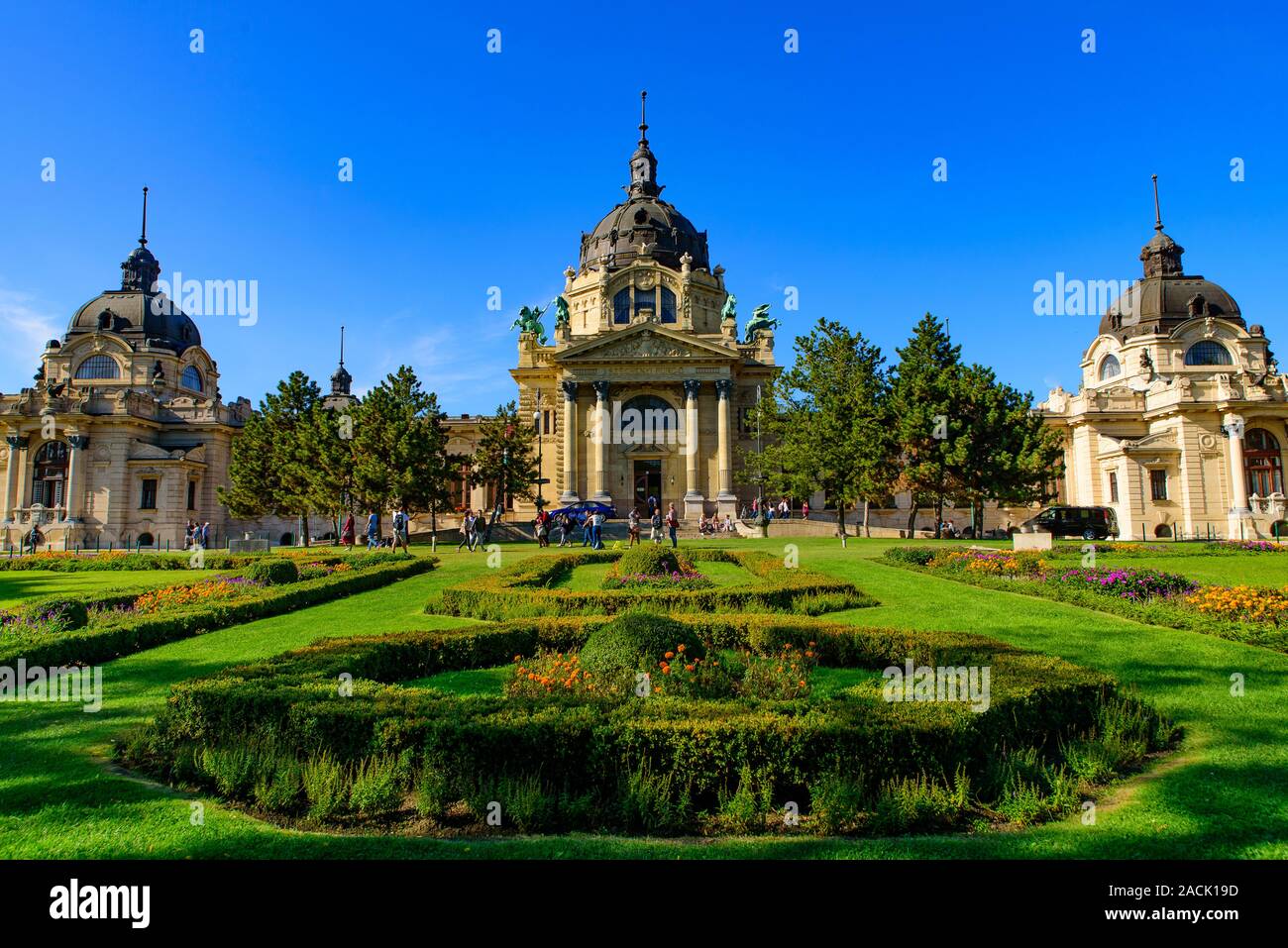 Bagno Termale Széchenyi a Budapest, Ungheria, il più grande bagno termale in Europa Foto Stock