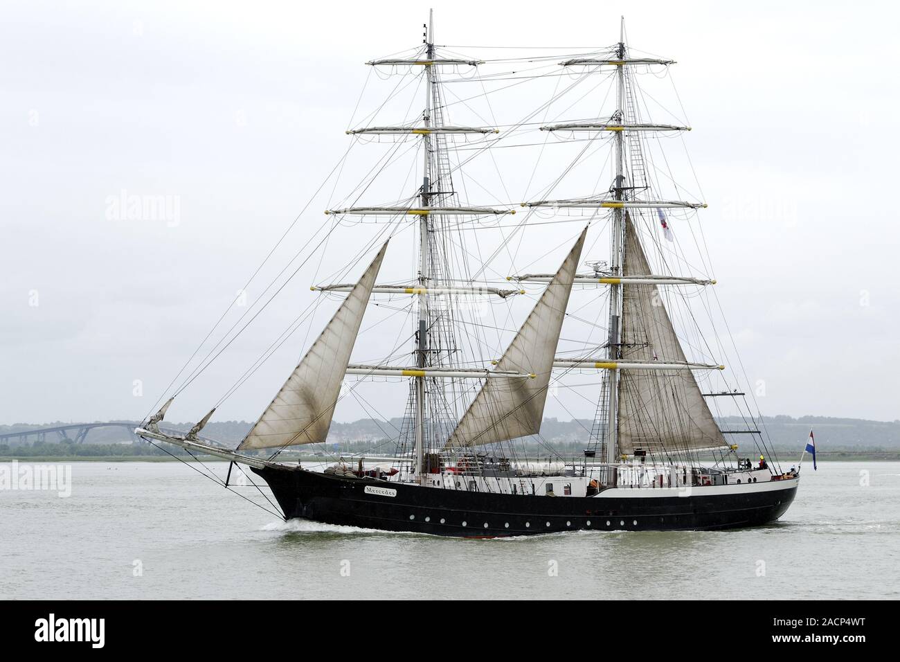 Mercedes: Olandese mattone, due-master con le vele quadrate. Home port: Amsterdam, Paesi Bassi. Armada di Rouen. Sulla Senna a Honfleur Foto Stock