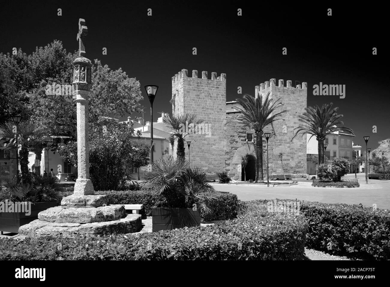 La Porta del Moll gate, Alcudia città vecchia, Playa de Alcudia, Maiorca, isole Baleari, Spagna Foto Stock