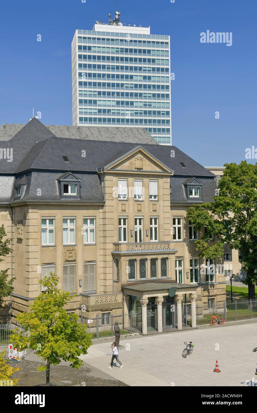 Villa Horion, Staatskanzlei des Landes Nordrhein-Westfalen, Mannesmann-Hochhaus, Johannes-Rau-Platz, Berger Allee, Düsseldorf, Renania settentrionale-Vestfalia, DE Foto Stock