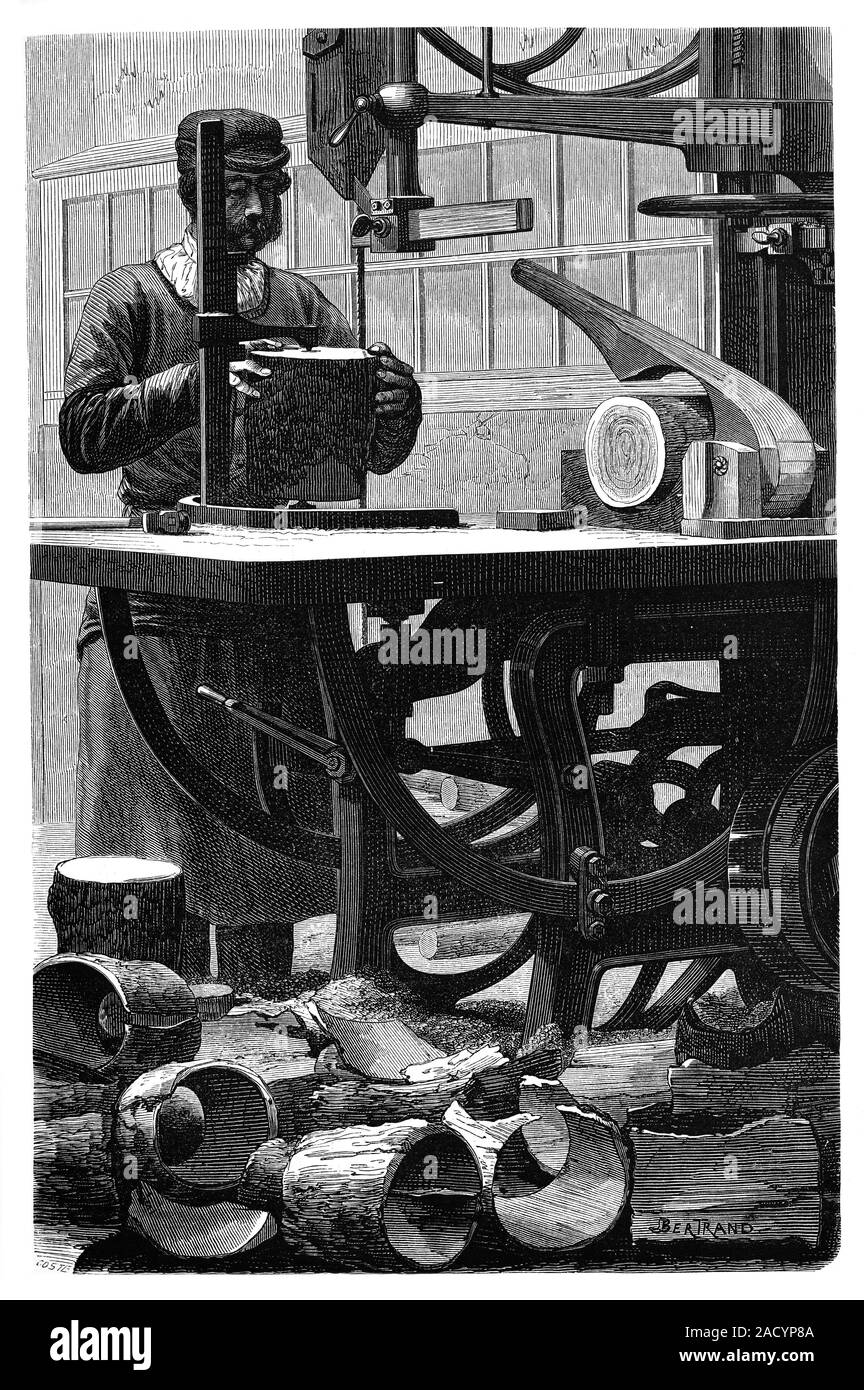 Produzione della ruota, xix secolo. Illustrazione di un lavoratore la  lavorazione di legno per essere usato come un mozzo di ruota. Artwork dal  volume 10 (1874) di una ripubblicazione Foto stock - Alamy