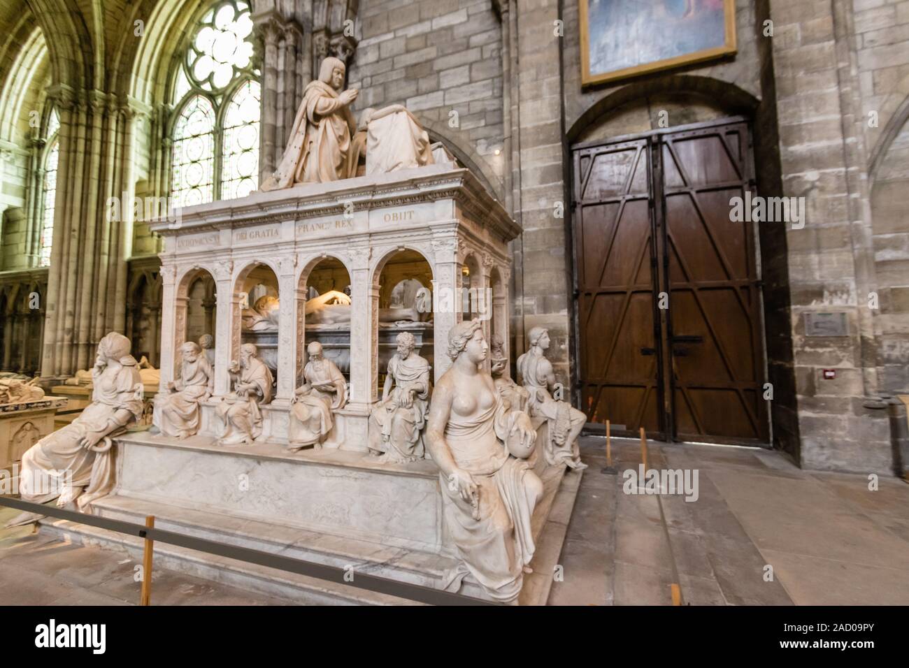 La tomba di Luigi XII e Anna di Bretagna nella Basilica Cattedrale di Saint-Denis, Parigi Foto Stock