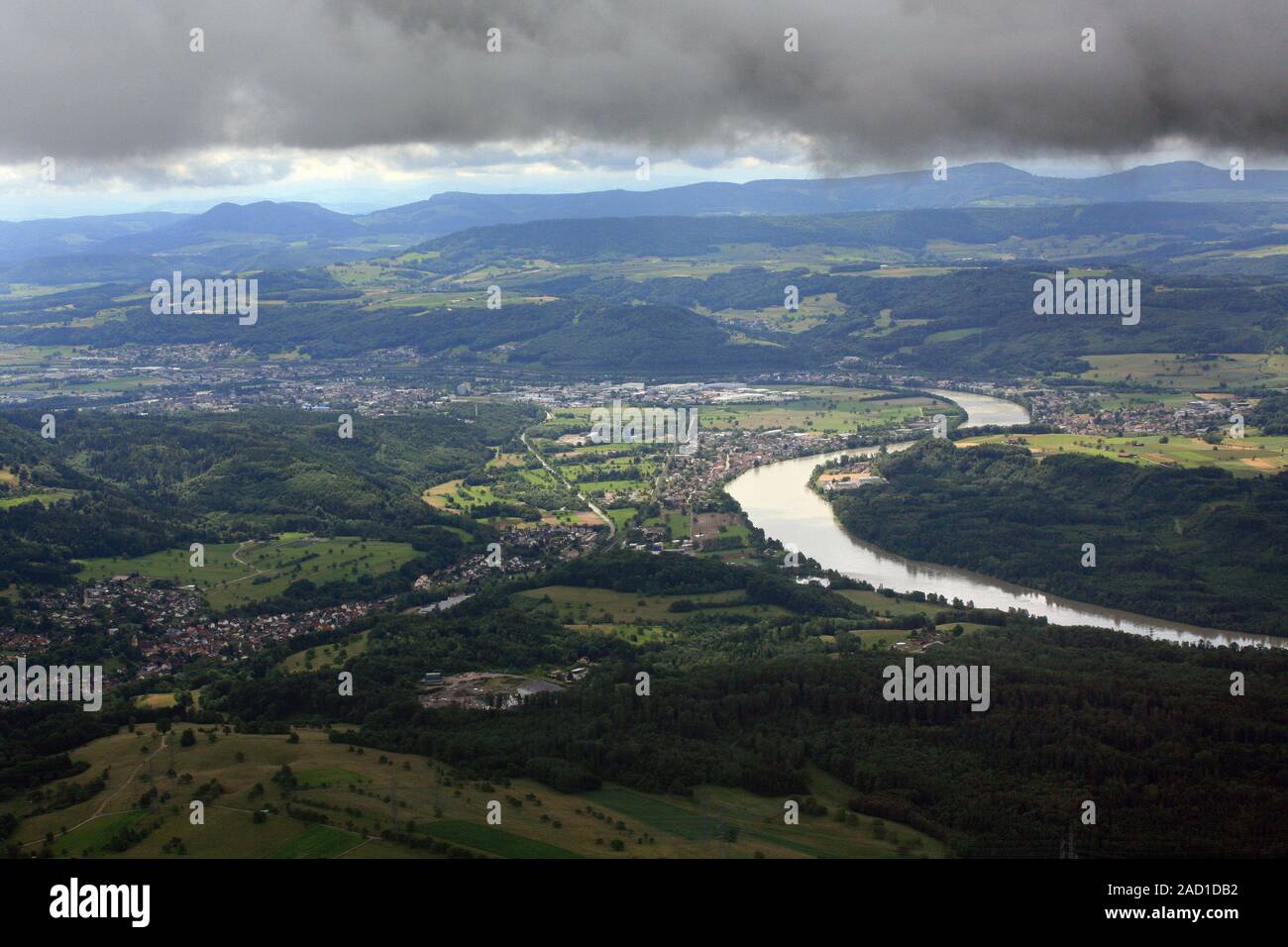 Il paesaggio al di Hochrhein, nuvole scure Foto Stock
