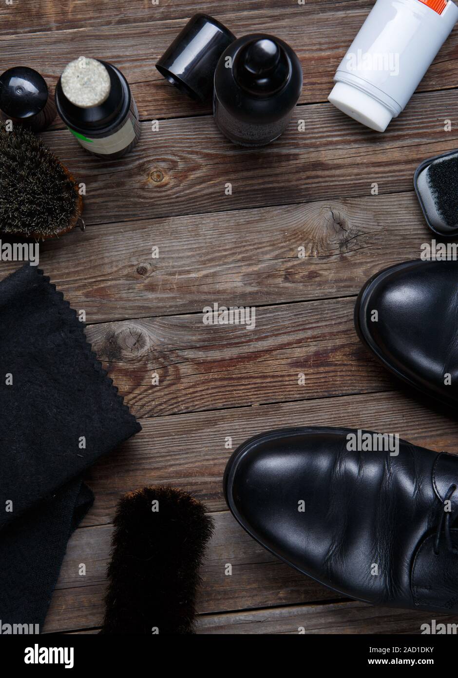 Spazzole, cera, scarpe, accessori Foto Stock