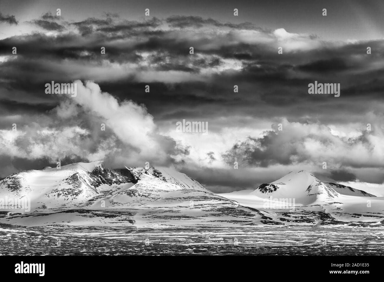 Le montagne in Sarek NP, patrimonio mondiale Laponia, Lapponia, Svezia Foto Stock