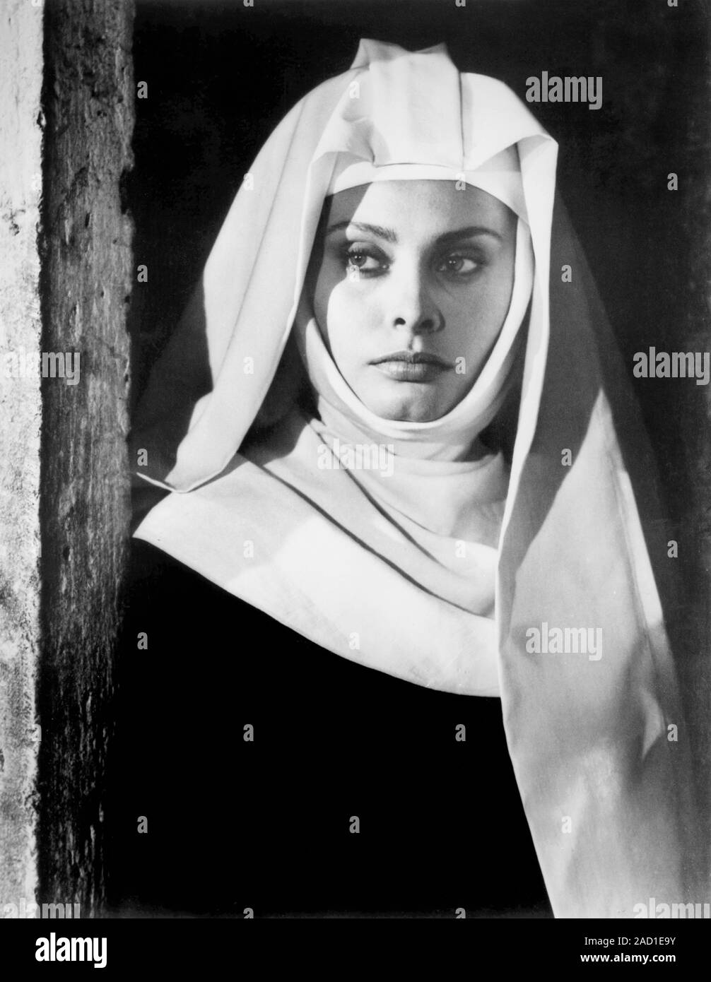 Sophia Loren, Ritratto di pubblicità per i film non realizzate, 'La Monaca di Monza', 1961 Foto Stock