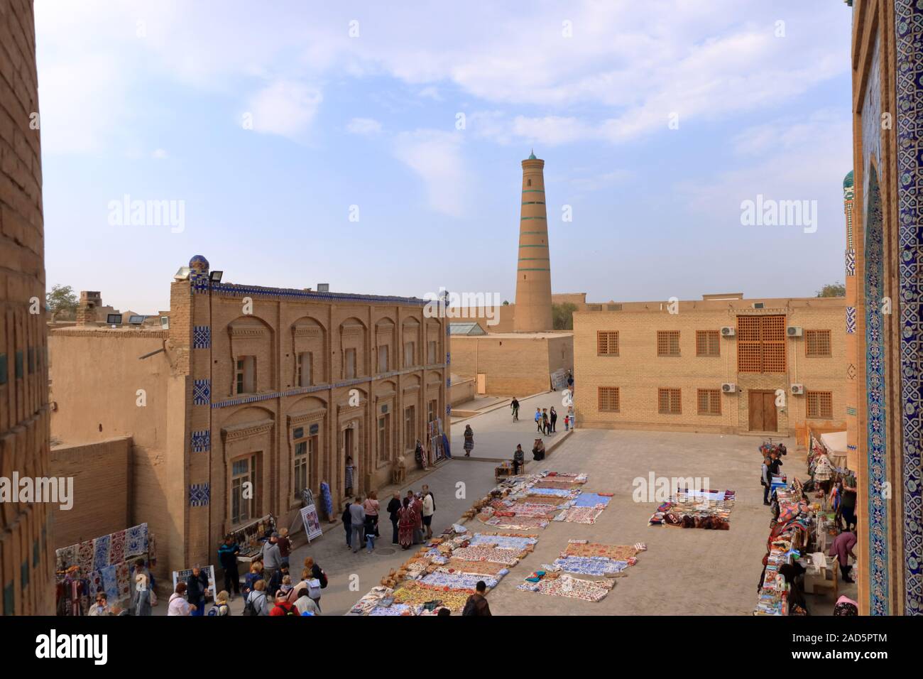 22 settembre 2019 - Khiva, Uzbekistan: Islam Khoja Minaret (simbolo della città). Foto Stock