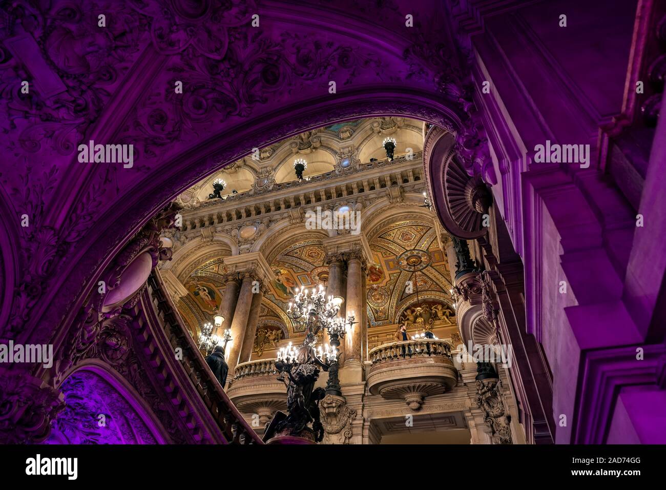 Una vista interna dell opera de Paris, Palais Garnier. Fu costruita dal 1861 al 1875 per la casa dell'Opera di Parigi. Foto Stock