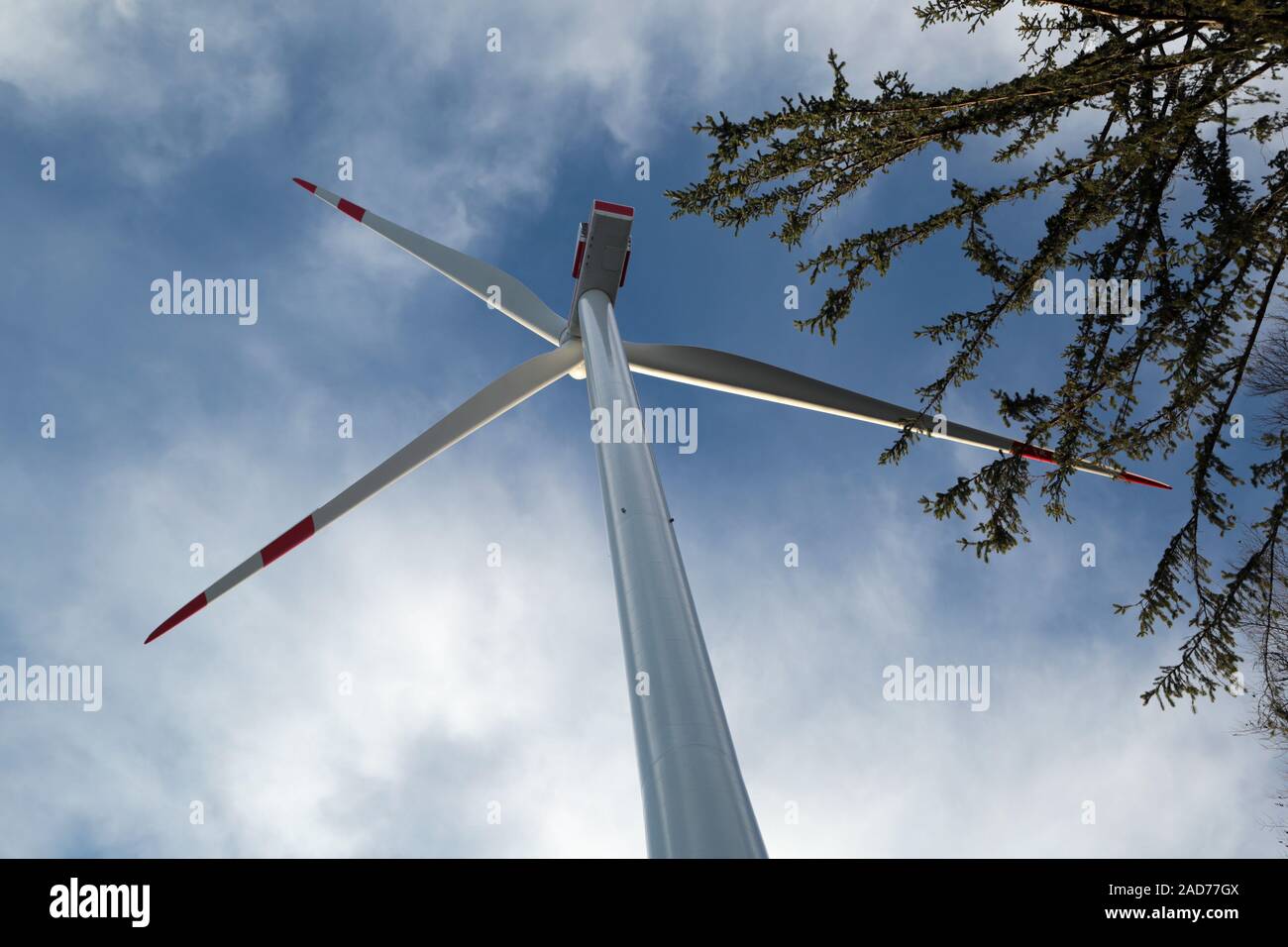 Hasel, turbina eolica sulla testa di vetraio secondo EnBW wind farm e Energiedienst Foto Stock