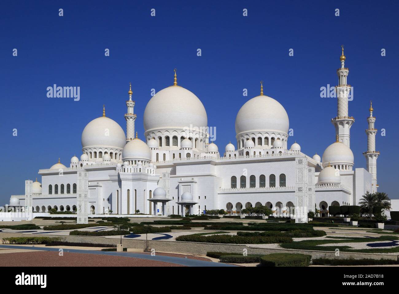 Abu Dhabi Sheikh Zayed Grande Moschea, Westansicht Foto Stock