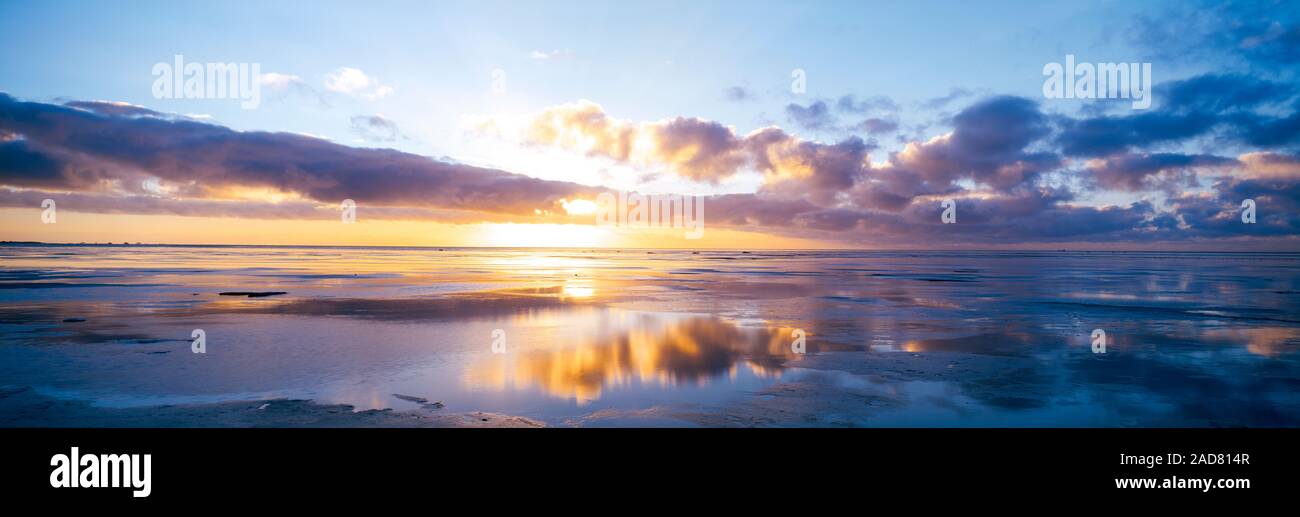 Vista del tramonto sul Mare del Nord, Germania Foto Stock
