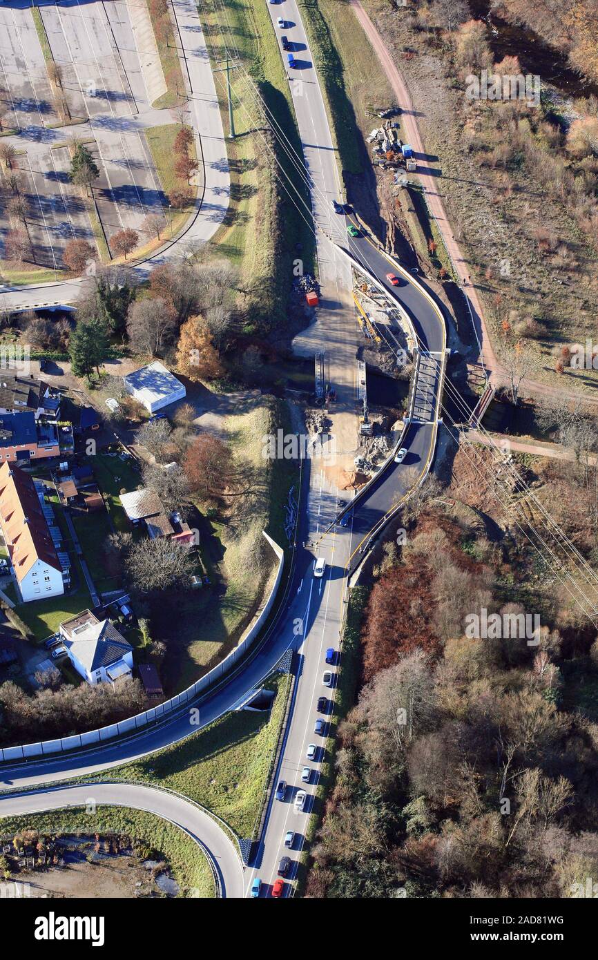 Maulburg, causa di congestione dovuta al ponte sito in costruzione e ponte temporaneo presso il B317 Foto Stock