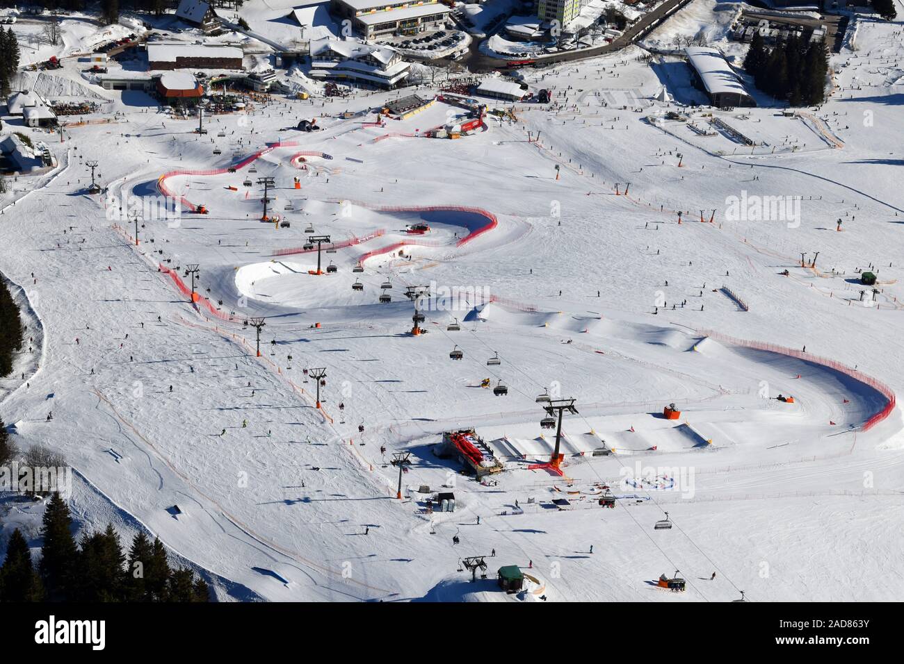 Snowboard FIS corso Croce sul Monte Feldberg nella Foresta Nera Foto Stock