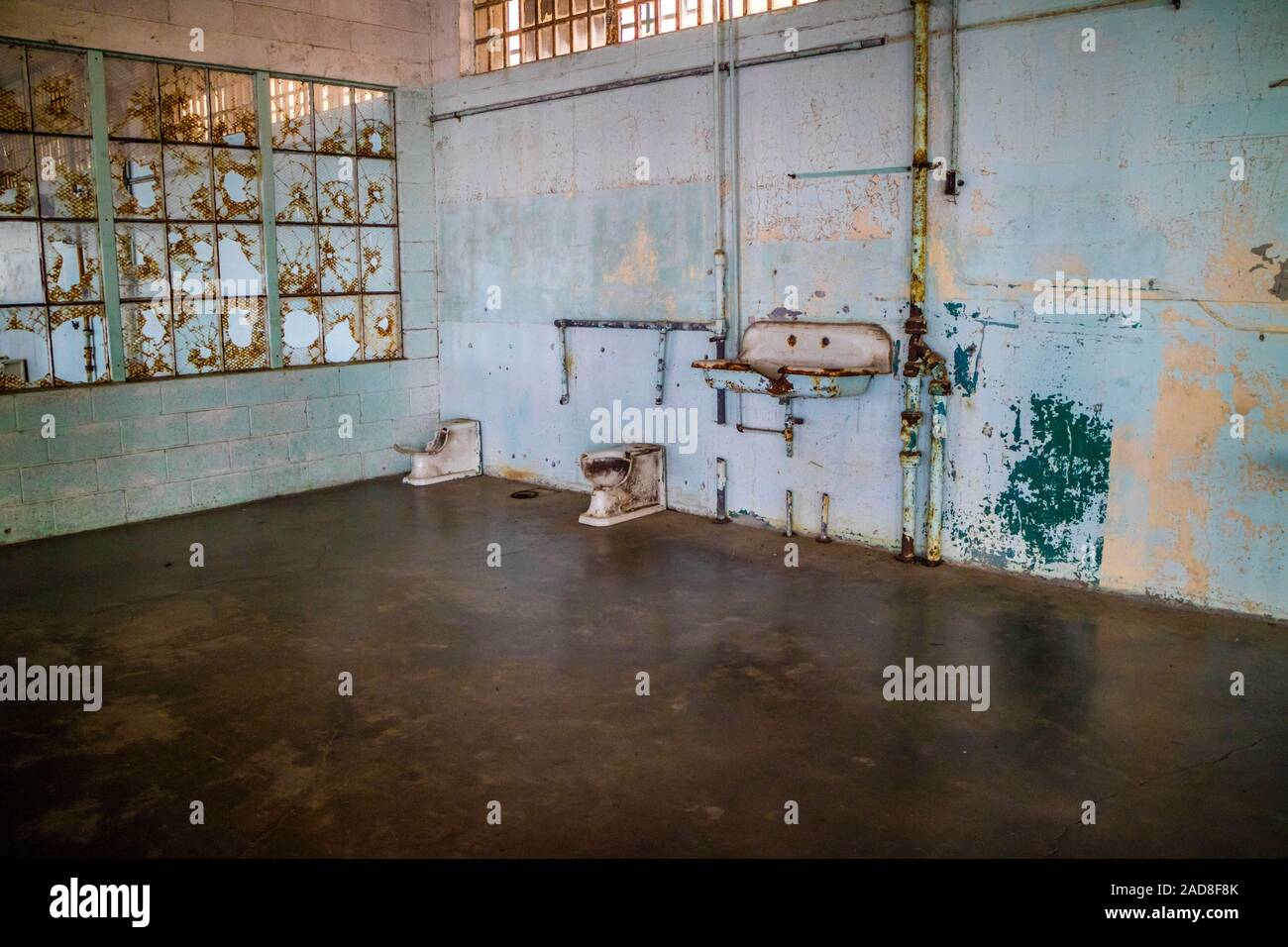 Un wc area per il prigioniero nella Isola di Alcatraz Foto Stock