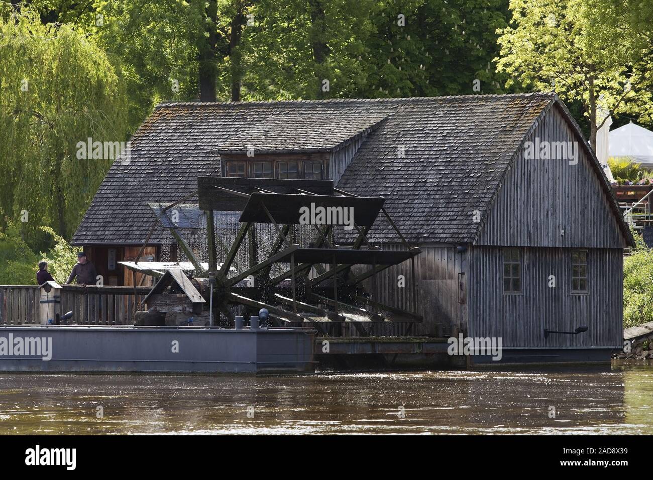 Schiffmuehle mulino sul fiume Weser, Minden, East Westfalia, Renania settentrionale-Vestfalia, Germania, Europa Foto Stock