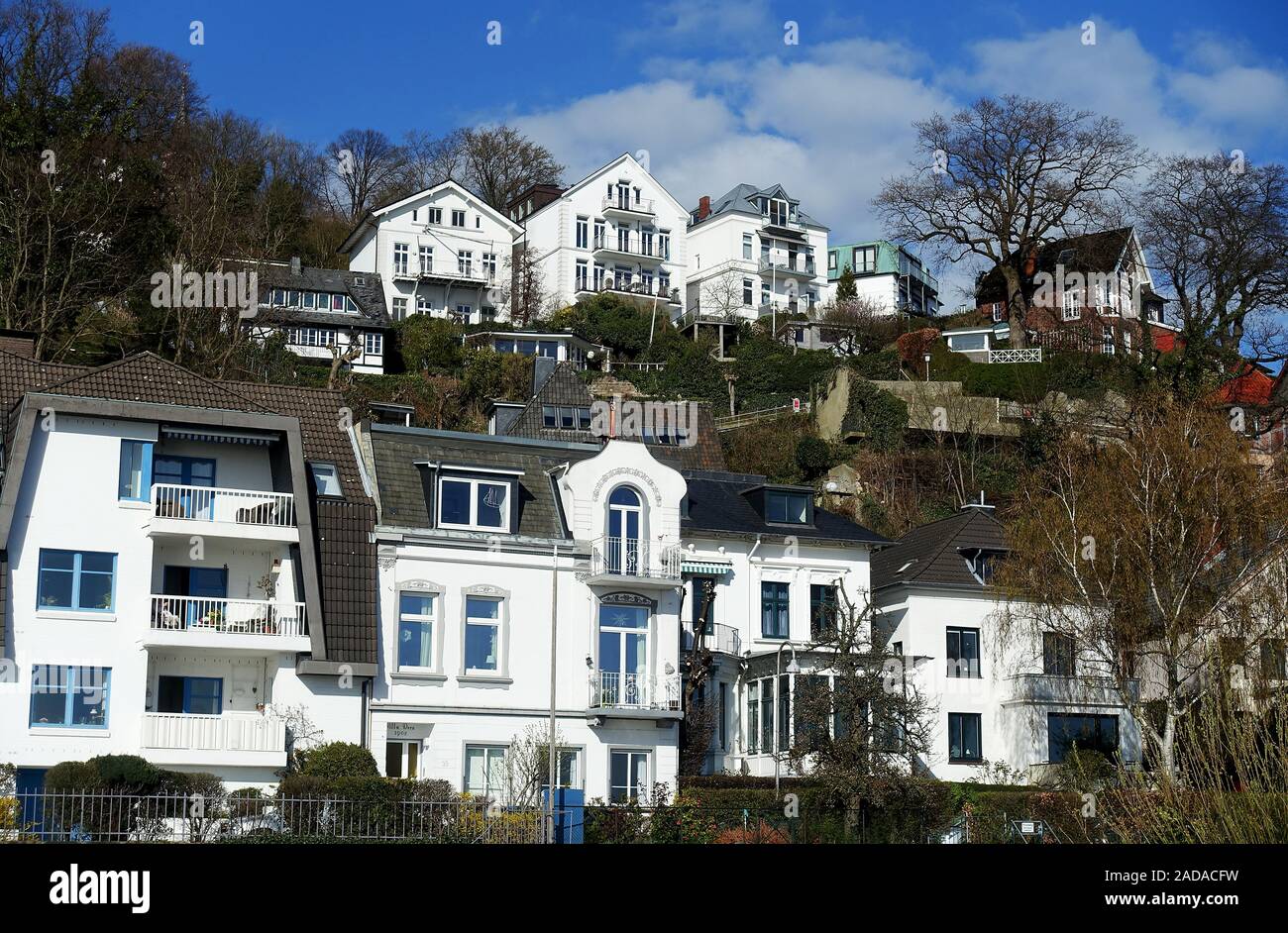 Il famoso quartiere di scale in Blankenese sull'Elba beach, Amburgo Foto Stock