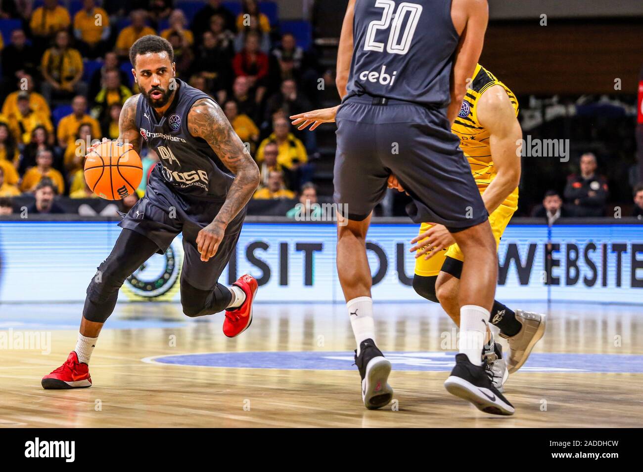 Tenerife, Italia. 3 dicembre, 2019. bryce taylor (brose bamberg) in actionduring Iberostar Tenerife vs Bamberg, Basket Champions League in Tenerife, Italia, 03 Dicembre 2019 - LPS/Davide Di Lalla Credito: Davide Di Lalla/LP/ZUMA filo/Alamy Live News Foto Stock