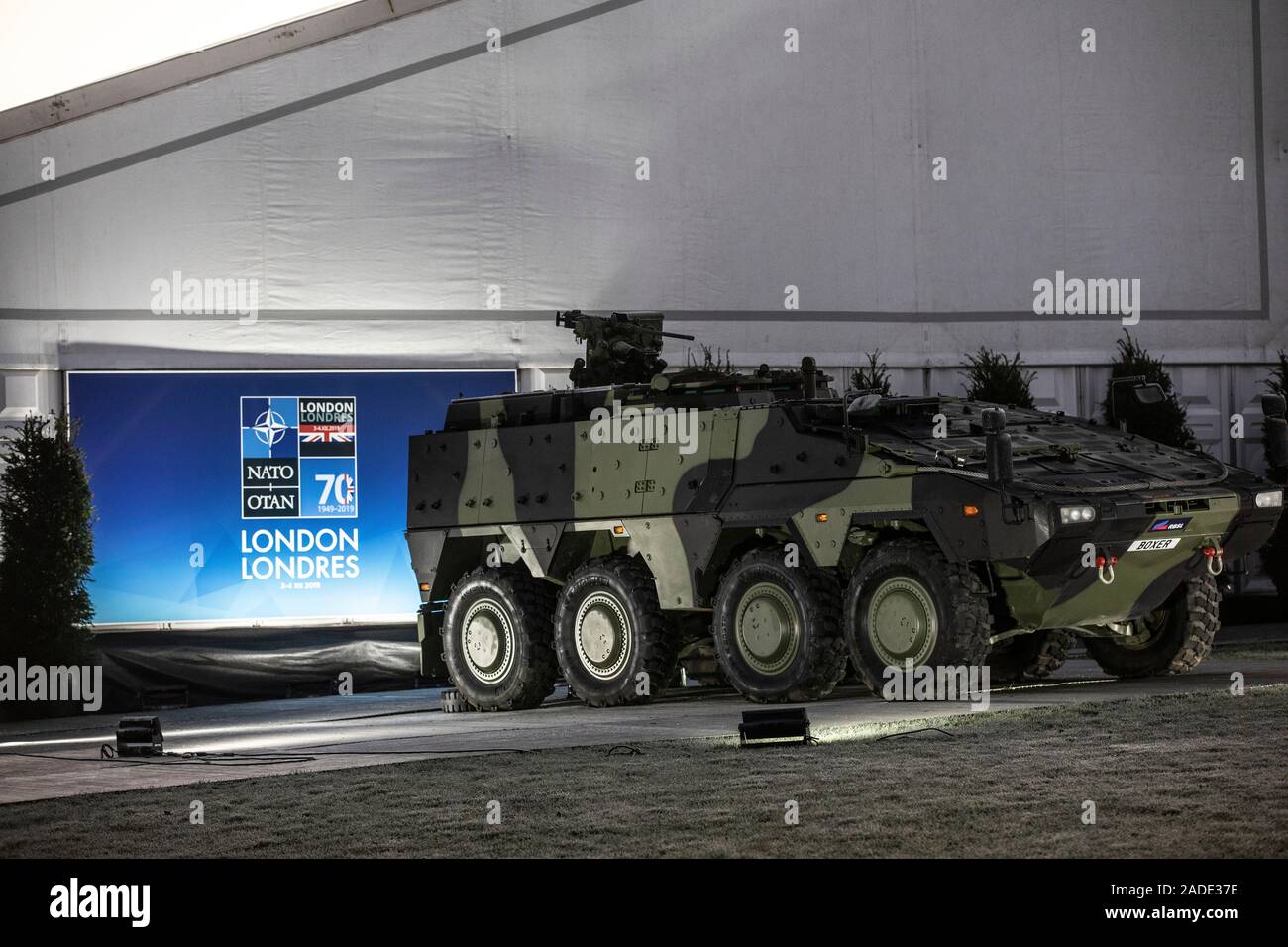 La NATO il settantesimo anniversario, Watford, Inghilterra, Regno Unito. 4° dic, 2019. Il Grove a Watford per l'inizio del Vertice della NATO riunione come alcuni dei più potenti i leader del mondo si incontrano oggi. Credito: Jeff Gilbert/Alamy Live News Foto Stock