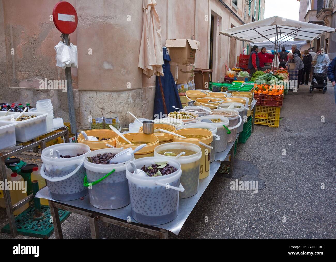 Wochenmarkt in Sineu, Mallorca, Balearen, Spanien, Mittelmeer, Europa | Mercato settimanale a Sineu, Maiorca, isole Baleari, Spagna Foto Stock