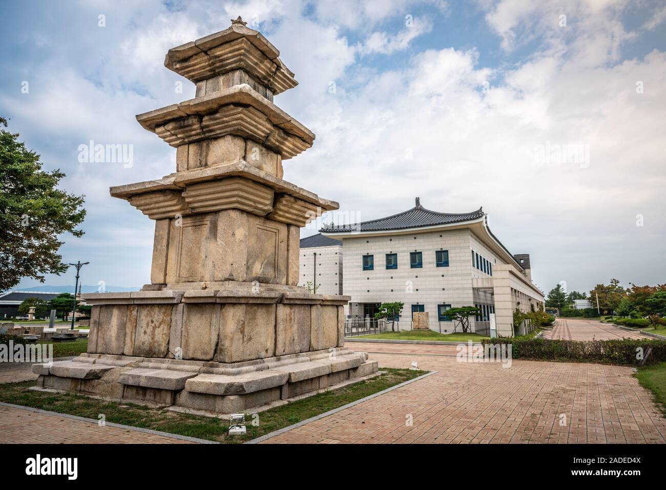 Tre storie stupa di Goseonsa sito del tempio di Gyeongju in Corea del Sud Foto Stock