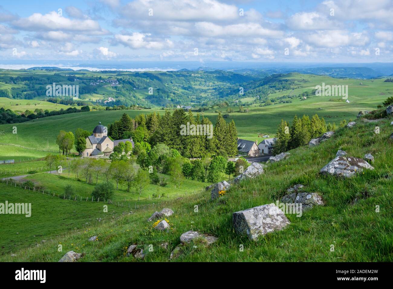 Cappella del Font Sainte, saint hippolyte, Cheylade valley, vulcani Auvergne parco naturale, dipartimento del Cantal, Auvergne Rhone Alpes, Francia Foto Stock