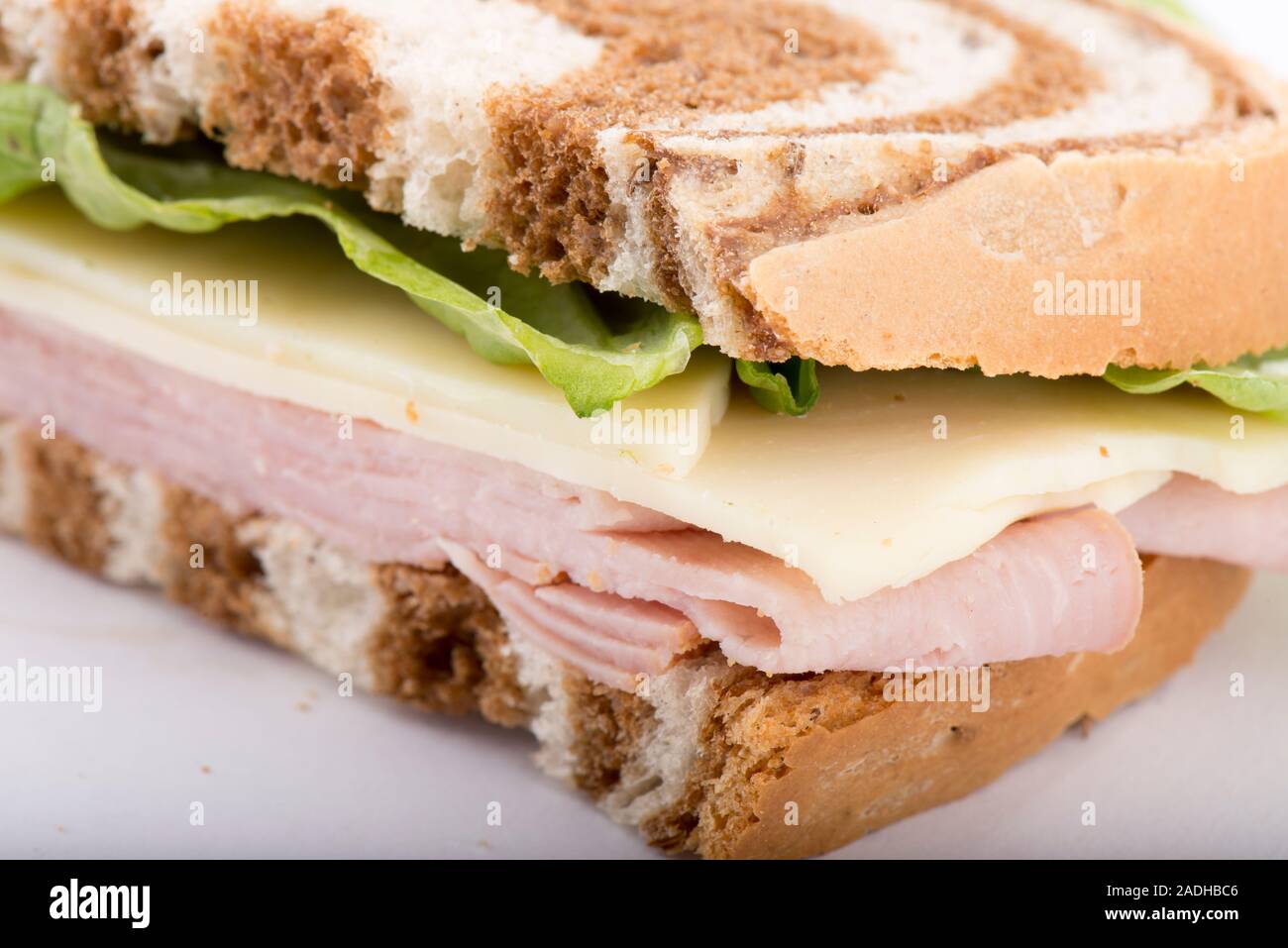 Ruben panino sulle pumpernickel e pane di segale Foto Stock