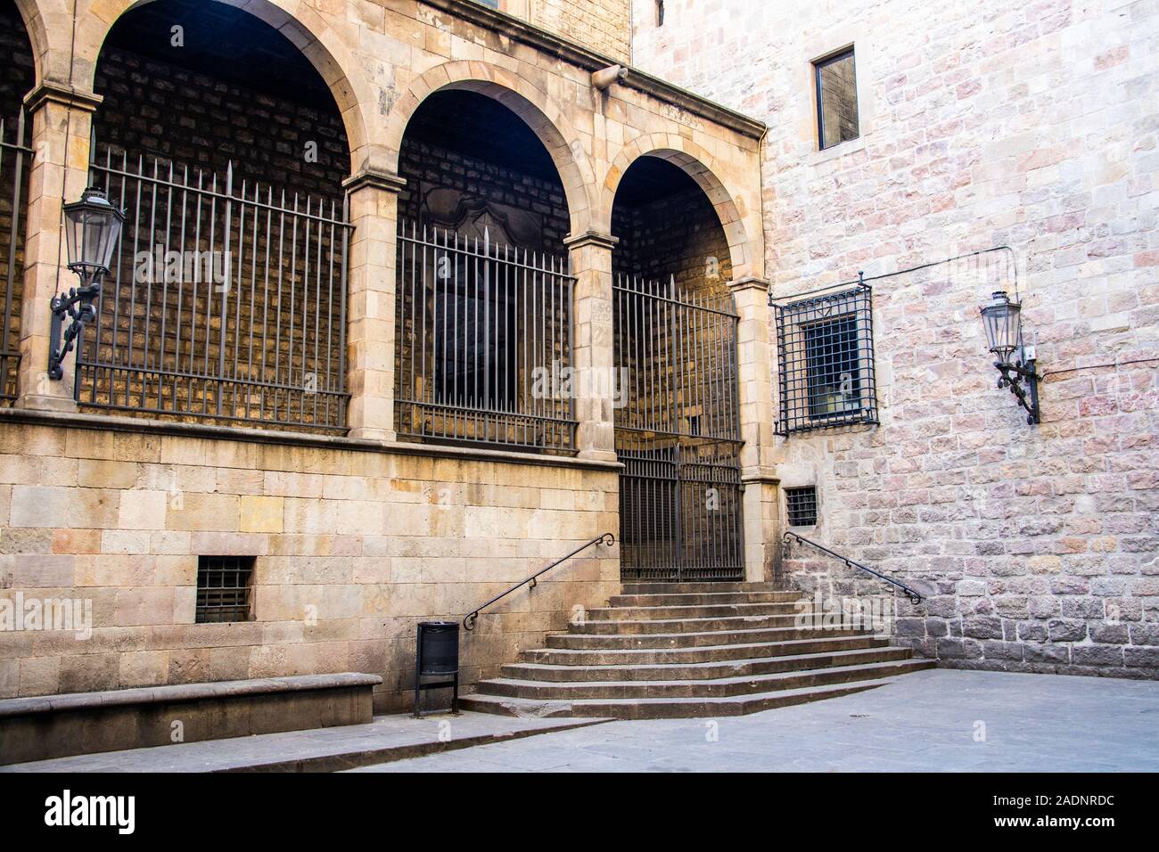 Il Museu Frederic Mares, Barcellona, Spagna Foto Stock