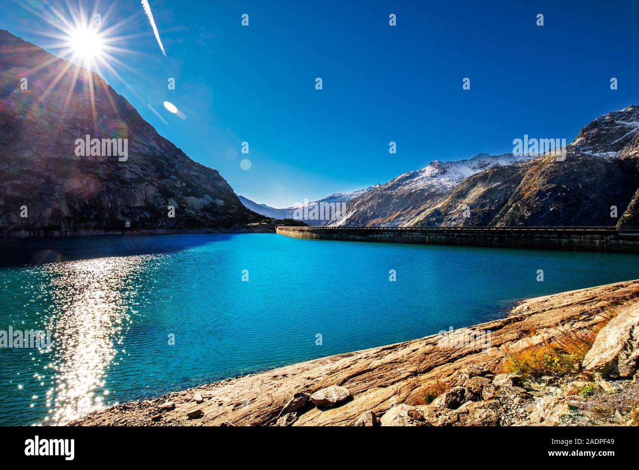 Gelmer lago vicino dal Grimselpass nelle Alpi svizzere, Gelmersee, Svizzera. Foto Stock