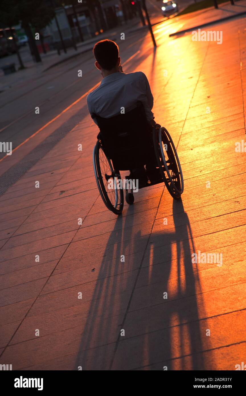Rollstuhlfahrer - Persone disabili Foto Stock