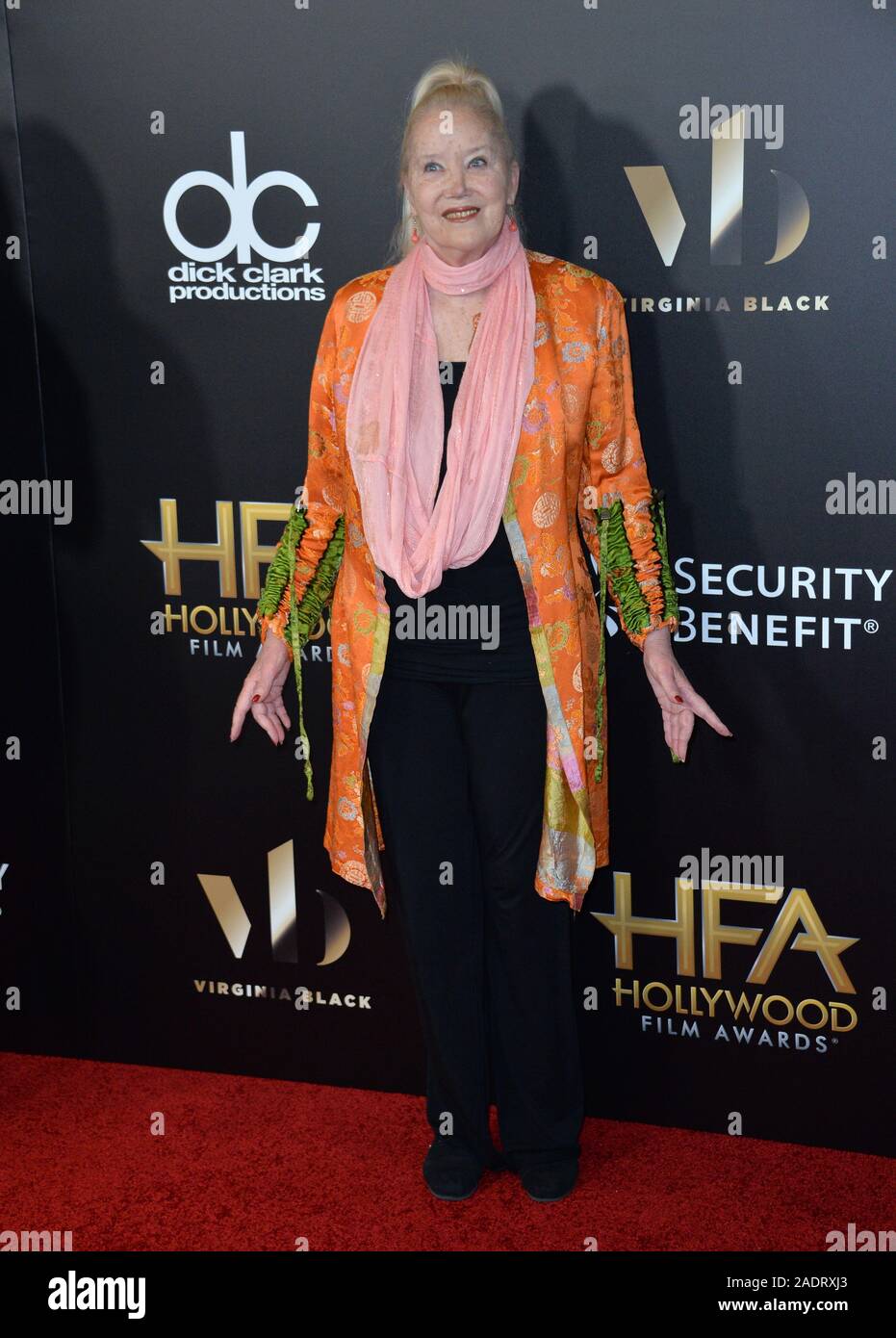 BEVERLY HILLS, CA. 6 Novembre 2016: attrice Sally Kirkland al 2016 Hollywood Film Awards presso il Beverly Hilton Hotel. © 2016 Paul Smith / Featureflash Foto Stock