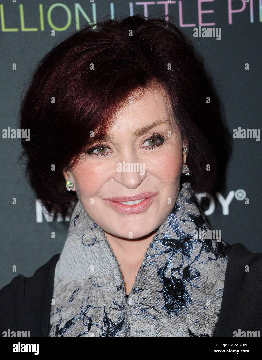 Los Angeles, CA. 4° dic, 2019. Sharon Osbourne presso gli arrivi per un milione di piccoli pezzi speciali di screening, il London Hotel Los Angeles, CA 4 dicembre 2019. Credito: Elizabeth Goodenough/Everett raccolta/Alamy Live News Foto Stock