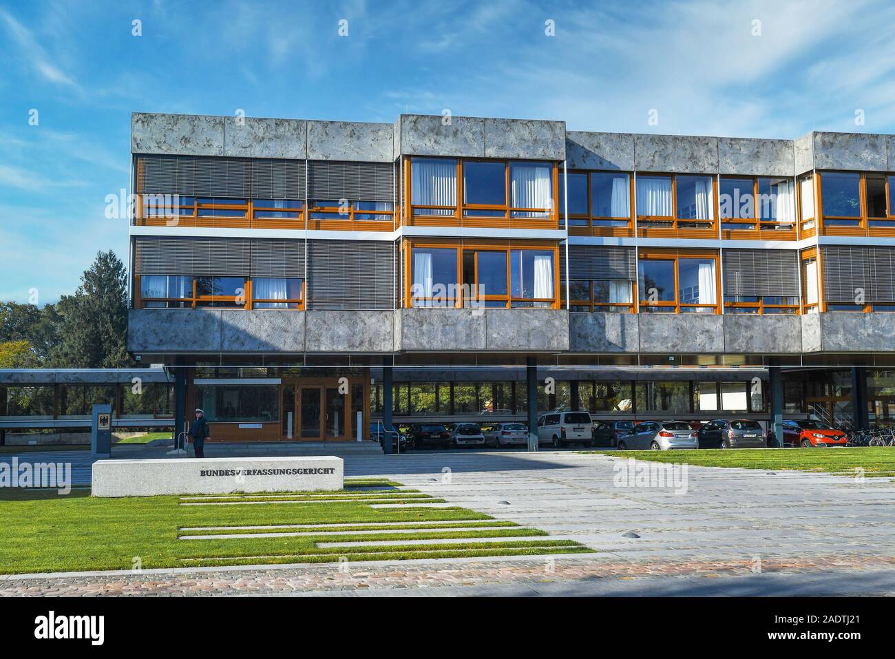 Karlsruhe, Germania - Ottobre 2019: Costruzione della Corte costituzionale federale della Germania chiamato 'Bundesverfassungsgericht' Foto Stock