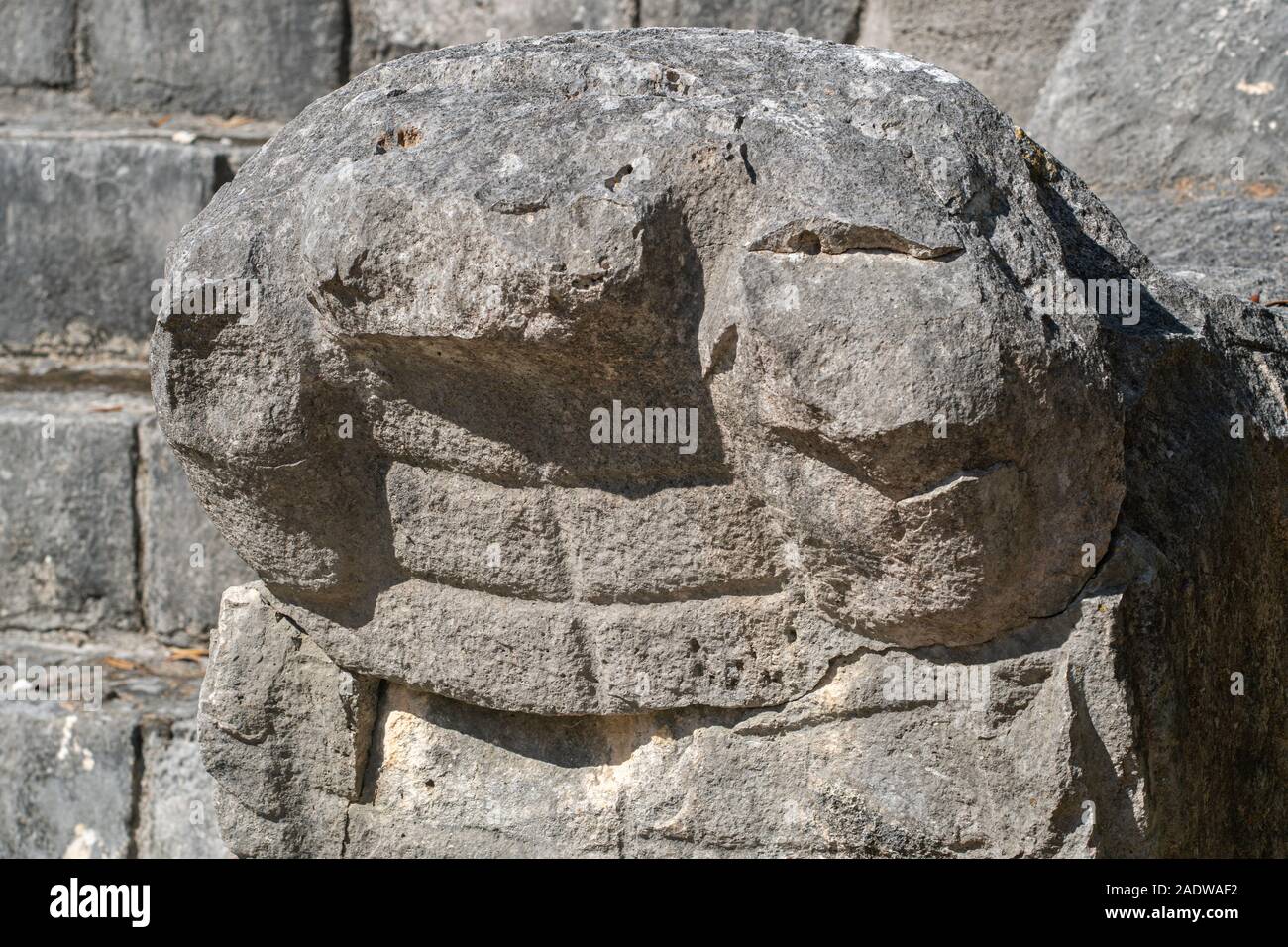 Maya statua di pietra in Chichen Itza Foto Stock