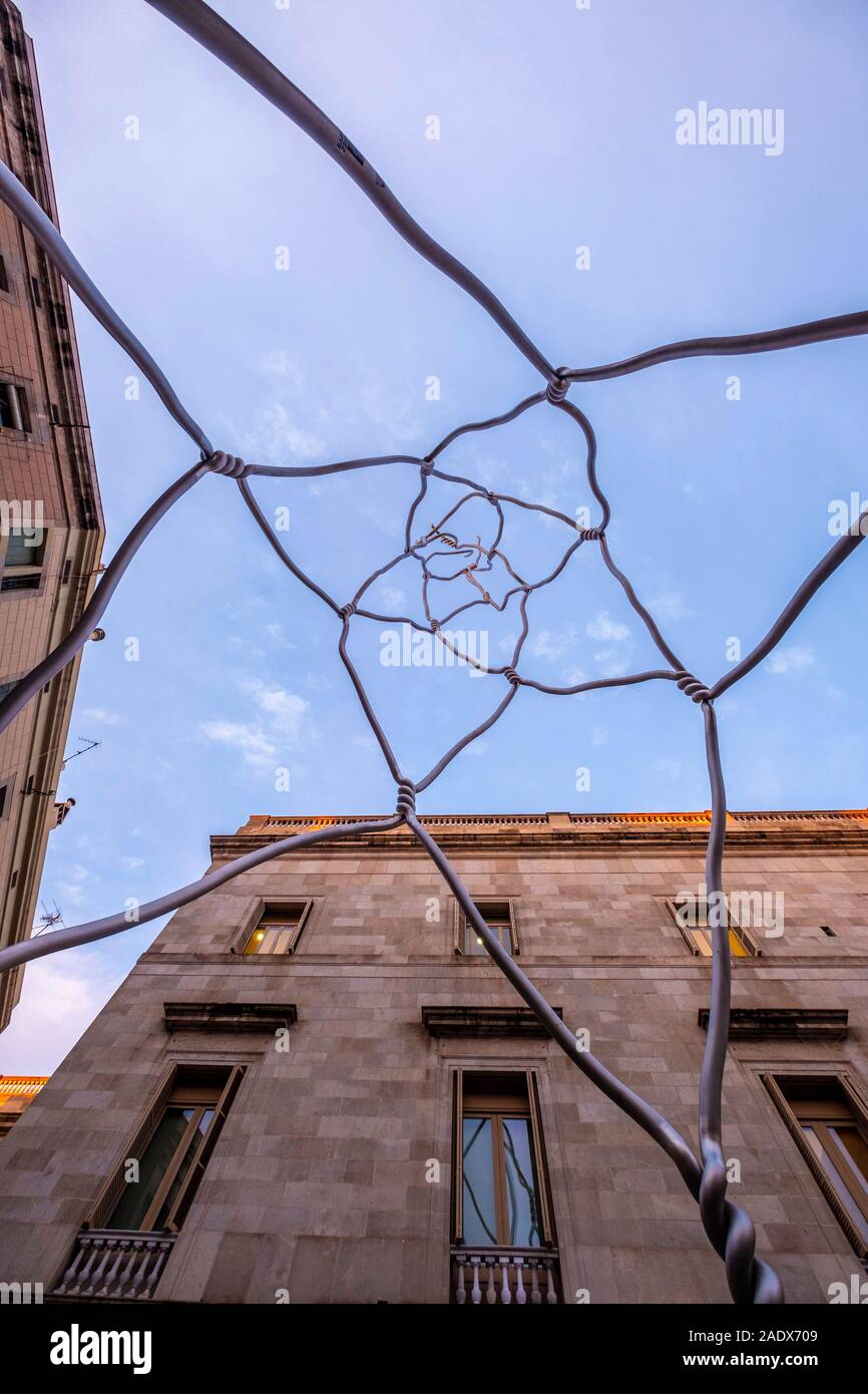 Homenatge als castellers di Antoni Llena - scultura dedicata al Castells torri umane a Barcellona, in Catalogna, Spagna, Europa Foto Stock