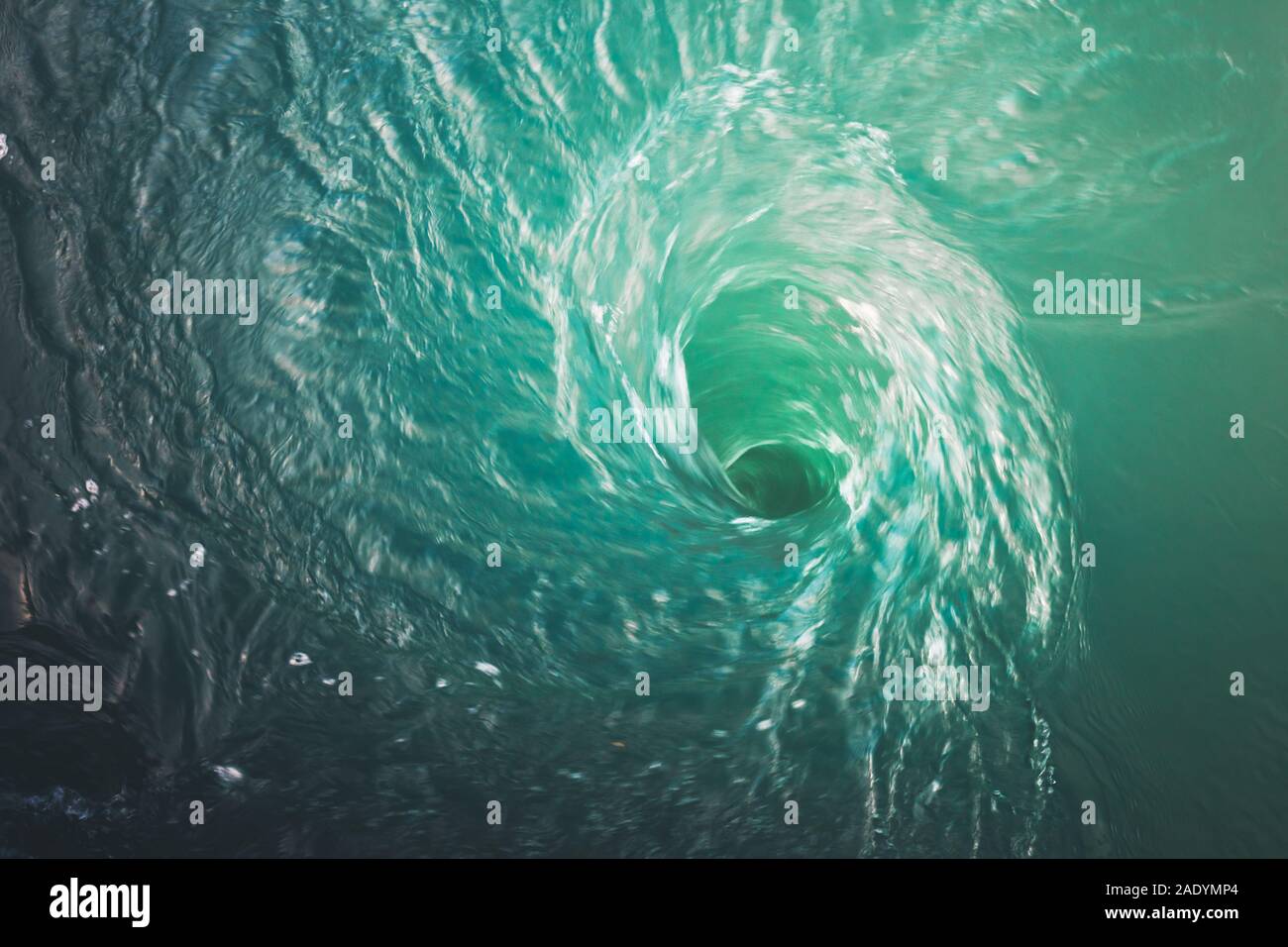 Whater vortice, contrastata e satura i colori naturali. Foto Stock