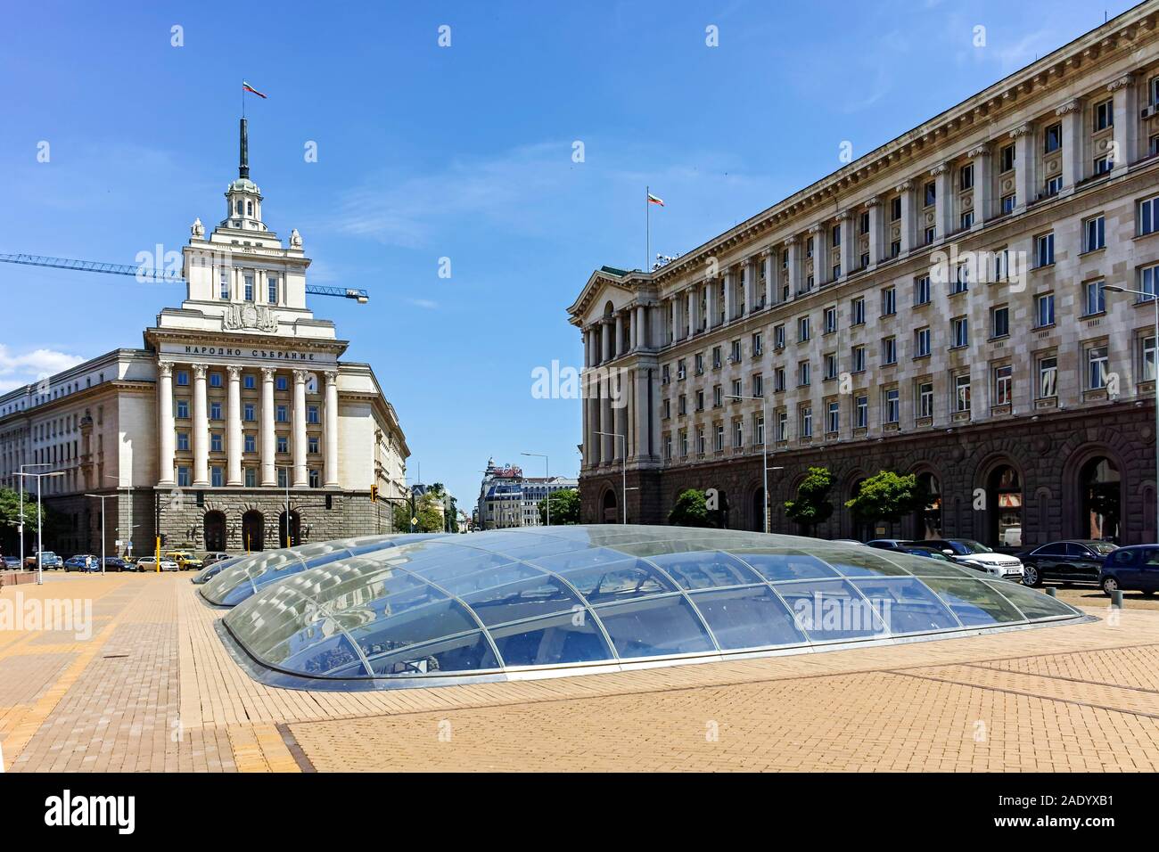 SOFIA, BULGARIA - 31 Maggio 2018: Panorama di Nezavisimost (indipendenza) Square nella città di Sofia, Bulgaria Foto Stock