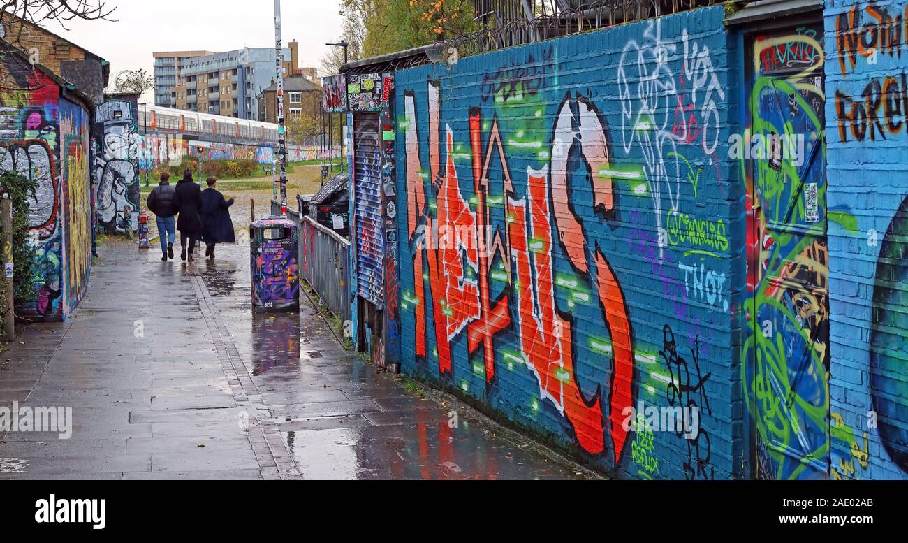 Brick Lane, arte e graffiti, Shoreditch, Tower Hamlets, East End, Londra, Sud-est, Inghilterra, Regno Unito, E1 6QL Foto Stock