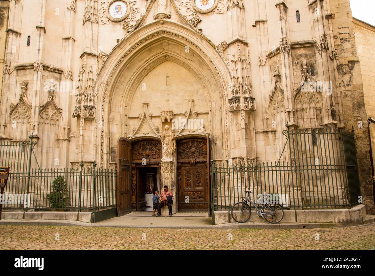 Eglise Saint Pierre Basilica a Avignon Francia Foto Stock