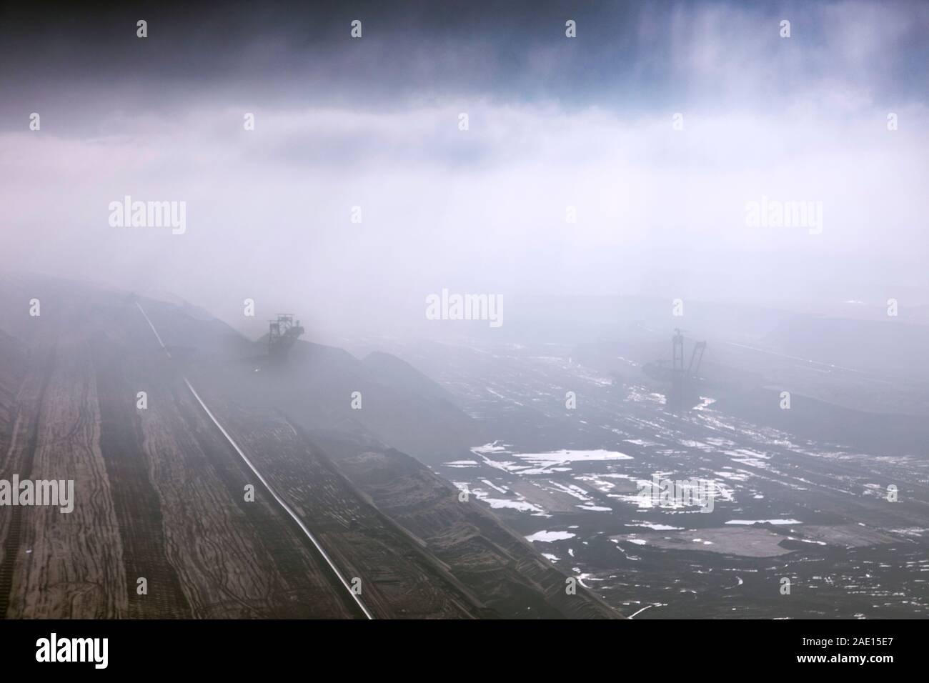 Heavy Weather oltre la miniera di lignite Garzweiler Foto Stock