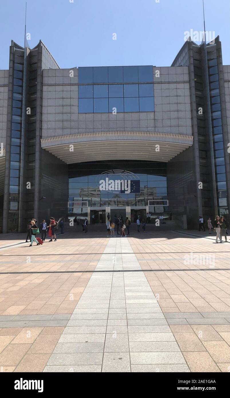 Bruxelles, Belgio, giugno 2019, edifici moderni e di edifici per uffici sulla spianata del Parlamento europeo nel quartiere europeo in Belgio, Europa Foto Stock