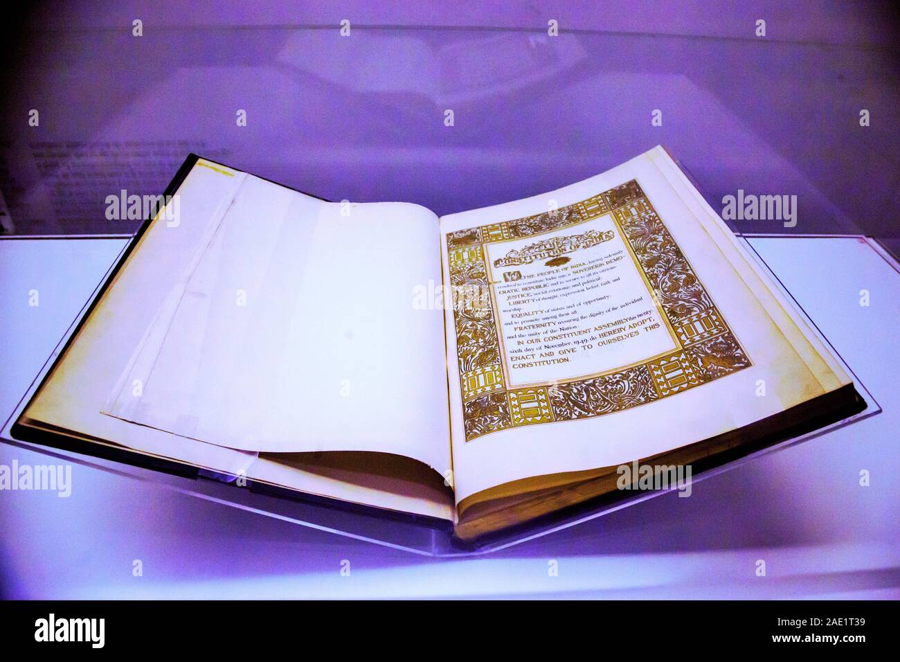 Antica Costituzione dell India, Museo CSMVS, Mumbai, Maharashtra, India, Asia Foto Stock