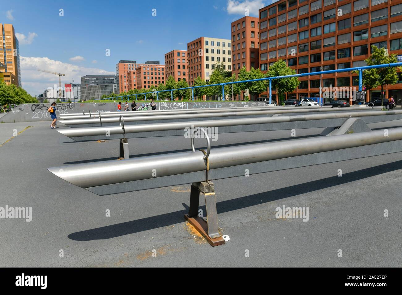 Cavalletto, Tilla-Durieux-Park, Potsdamer Platz, nel quartiere Mitte di Berlino, Deutschland Foto Stock