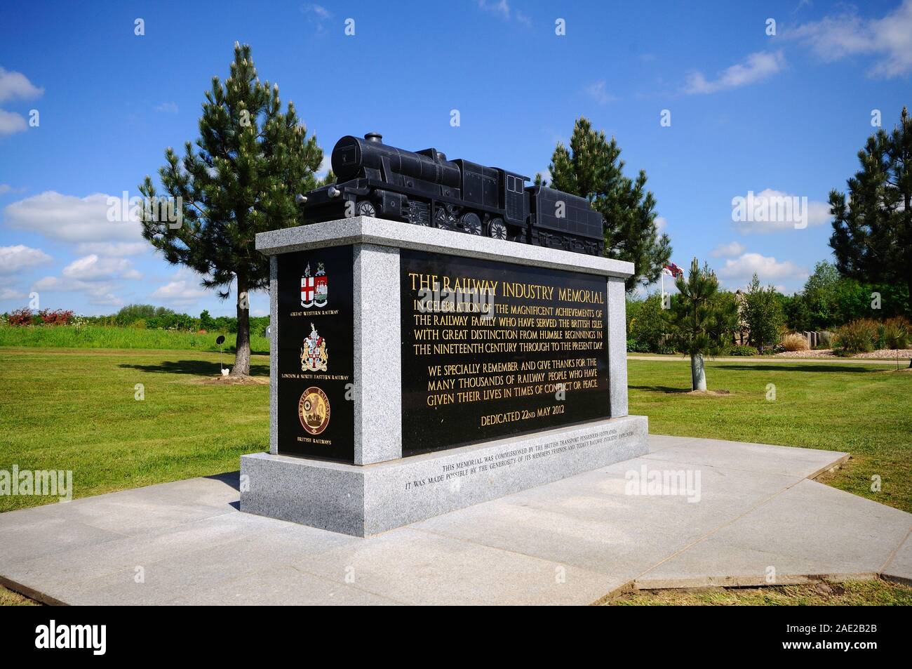 L'industria ferroviaria Memorial presso il National Memorial Arboretum, Alrewas, Staffordshire, Regno Unito, Europa. Foto Stock