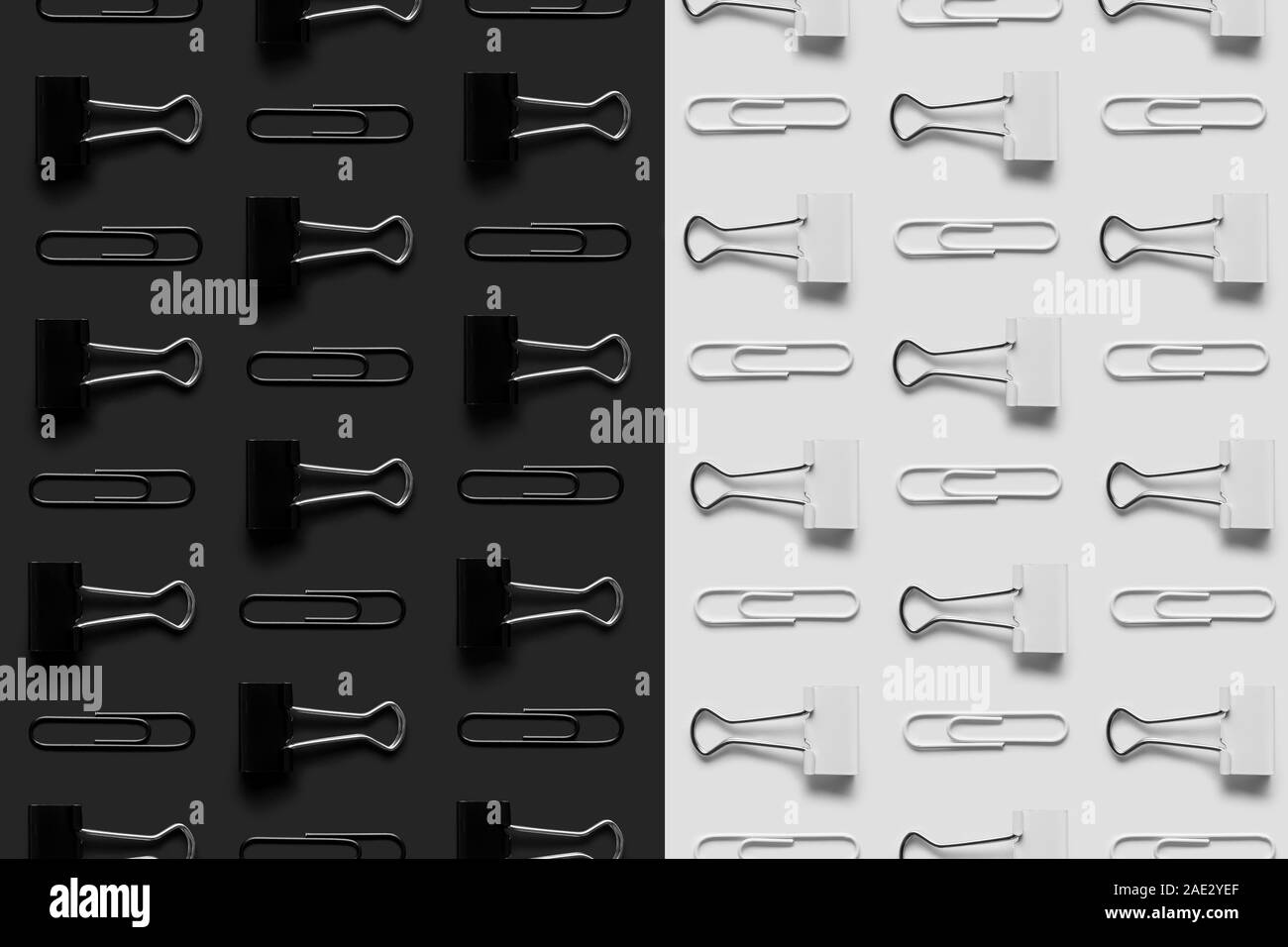 Forniture per ufficio, fermagli e clip di legante organizzati ordinatamente  su nero e sfondo bianco, vista dall'alto Foto stock - Alamy