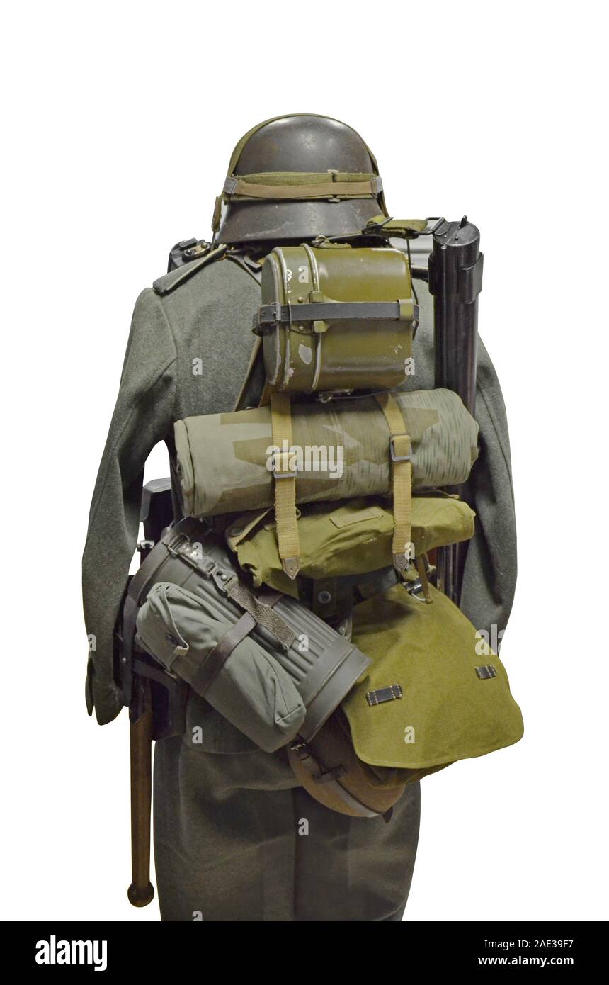 Germania al WW2. Uniforme nazista di soldato tedesco (Wehrmacht) in pieno le munizioni. Vista posteriore Foto Stock
