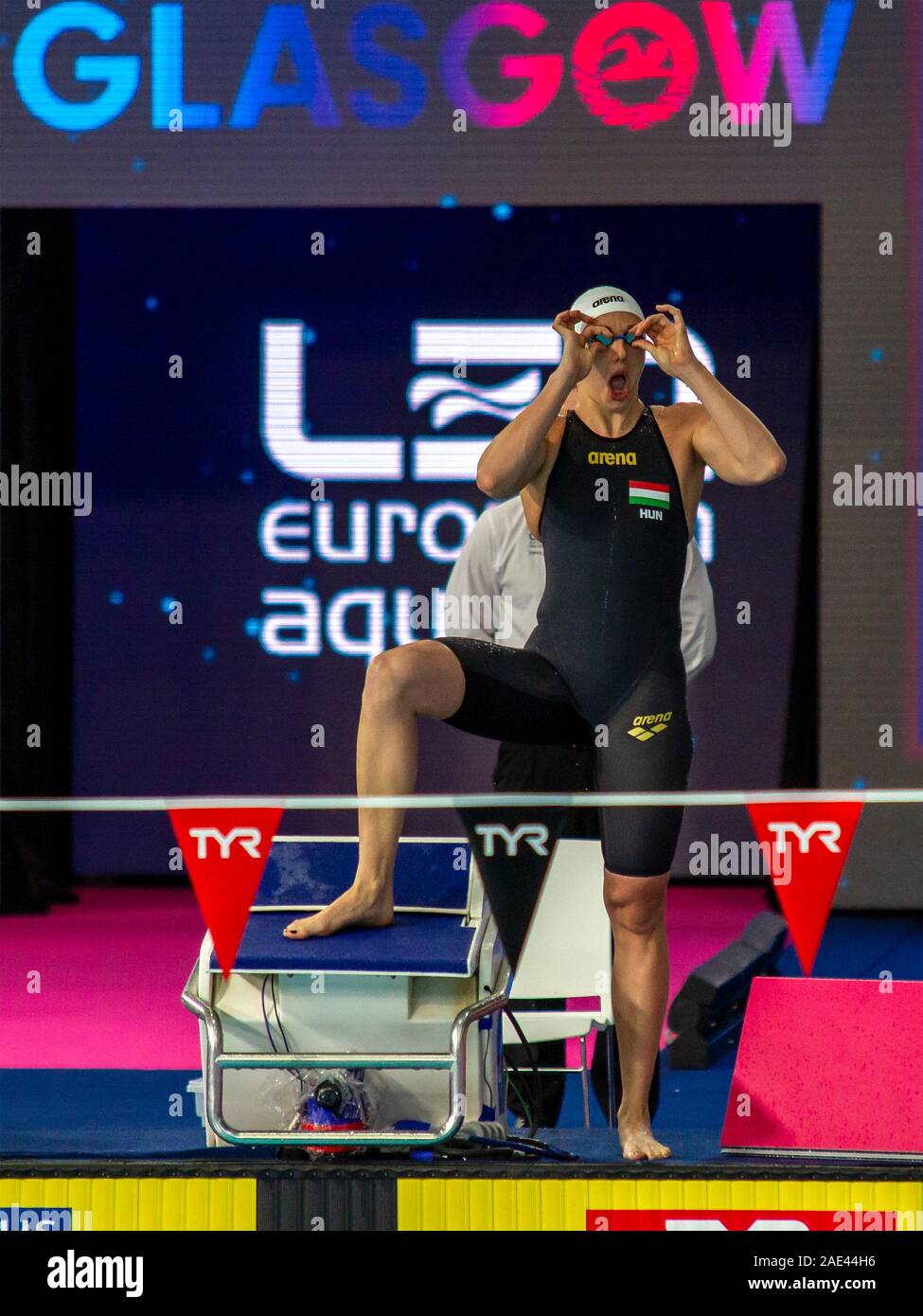 Glasgow, Scotland, Regno Unito. 6 Dic 2019. Katinka Hosszu di Ungheria prima di competere in 100 donne di metri individuali medley finale, durante il giorno 3 dell'LEN European Short Course Swimming Championships 2019, a Tollcross International centro nuoto. Credito: Iain McGuinness / Alamy Live News Foto Stock