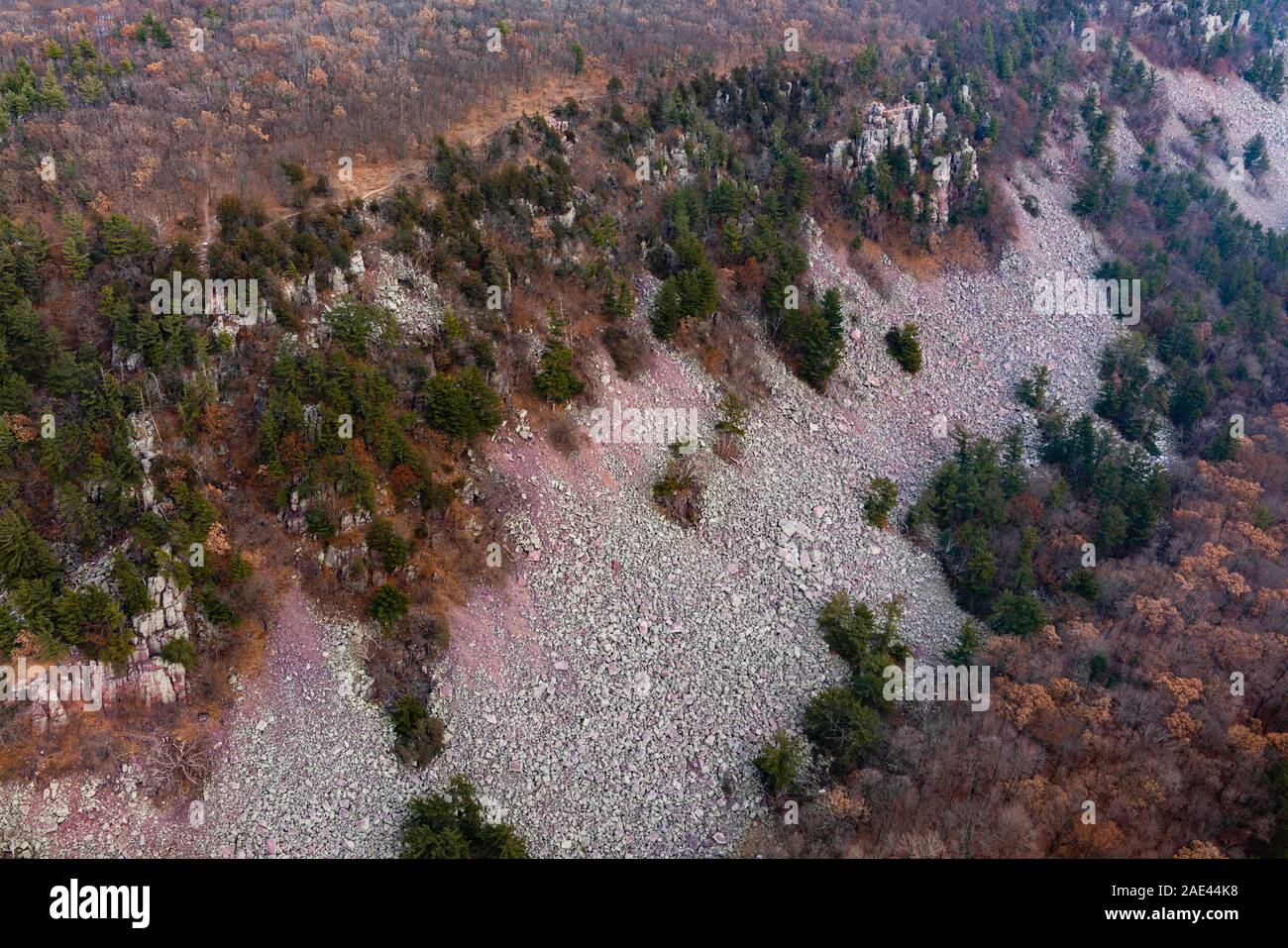 Fotografia aerea di Devil's Lake State Park, vicino a Baraboo, Sauk County, Wisconsin, Stati Uniti d'America. Foto Stock