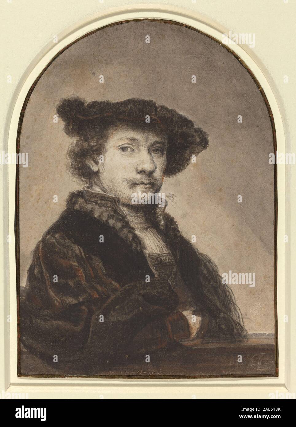 Questa opera, attribuita a Ferdinand Bol intorno al 1640, rappresenta Rembrandt van Rijn. Mostra lo stile del secolo d'oro olandese, con attenzione alla ritrattistica realistica, all'uso di luce e ombra e texture dettagliate nell'abbigliamento e negli elementi di sfondo. Foto Stock